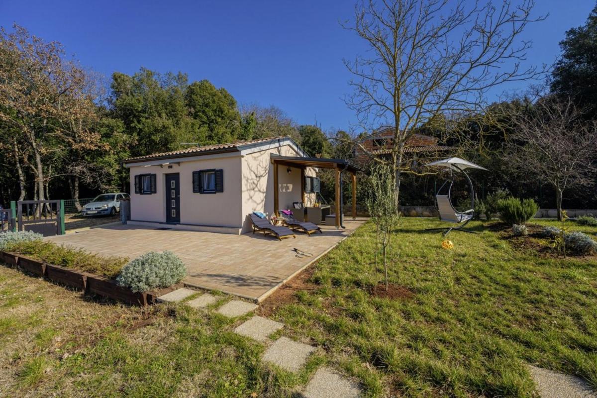 Modean In Pula - Haus Fuer 2-3 Personen Villa Exterior photo