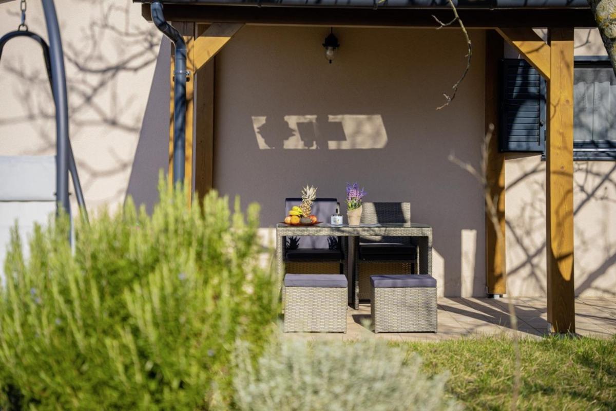 Modean In Pula - Haus Fuer 2-3 Personen Villa Exterior photo
